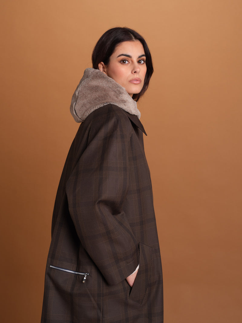 MANTEAU CAMILLE en coton déperlant, disponible en imprimé brun PDG