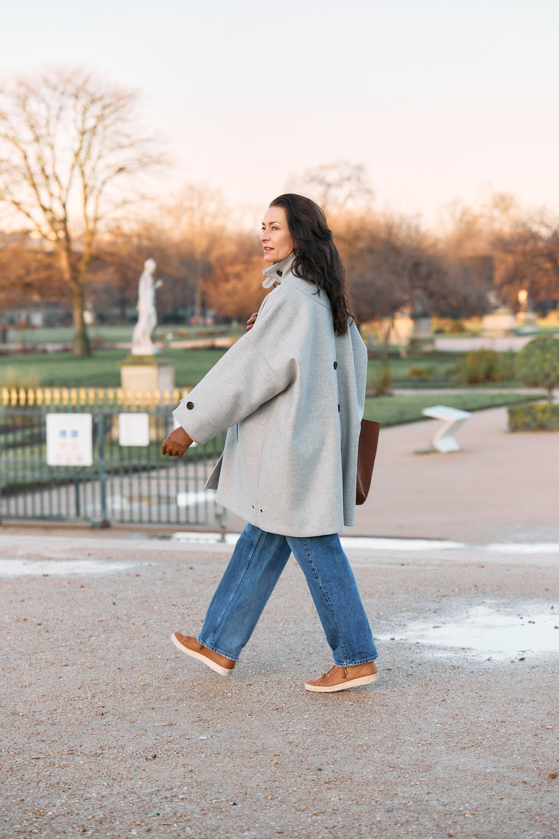 MANTEAU AVERSE en lainage coloris gris chiné