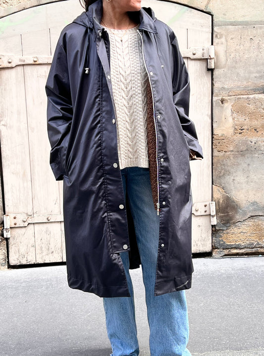 PARKA LOLA en coton enduit déperlant coloris blueblack avec doublure amovible en fausse fourrure bouclette