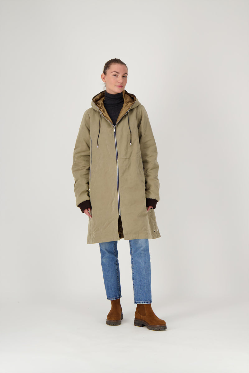 PARKA UNISEXE BARBARA en coton ouatiné déperlant coloris taupe