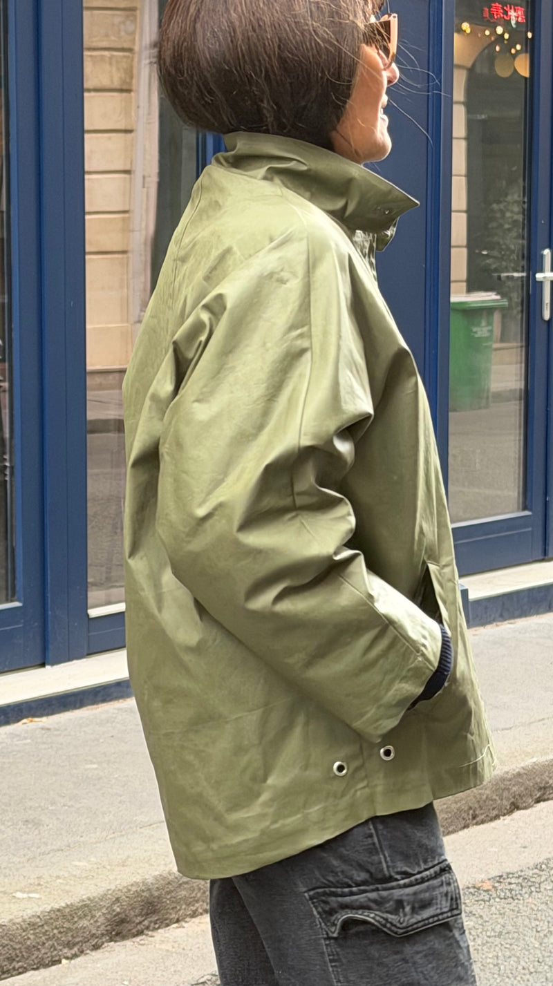 BLOUSON SACHA EN COTON DÉPERLANT OLIVE
