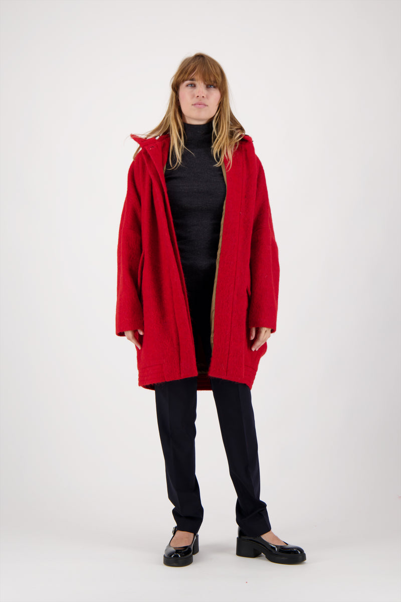 MANTEAU MAYA en lainage coloris rouge