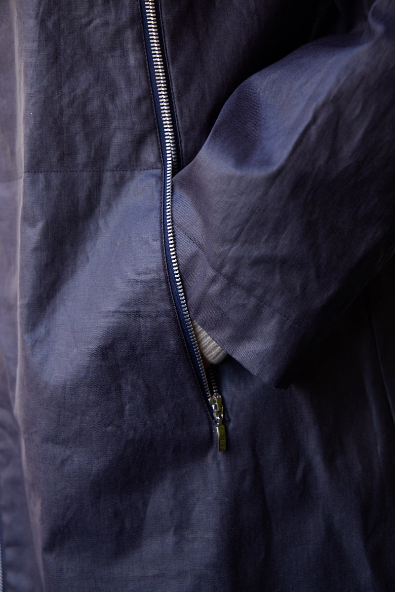 PARKA DÉPERLANTE MINA EN LIN ENDUIT ET COTON NAVY