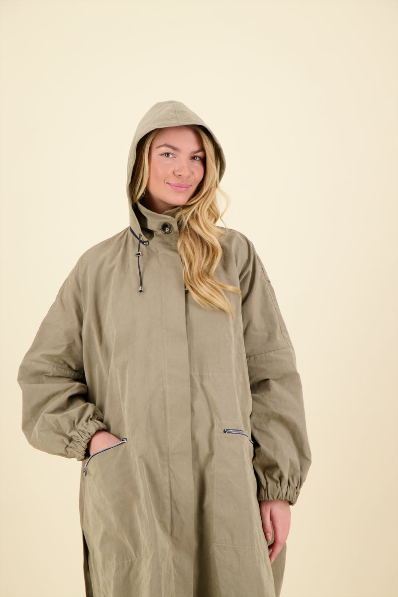 PARKA VANESSA en coton déperlant coloris taupe