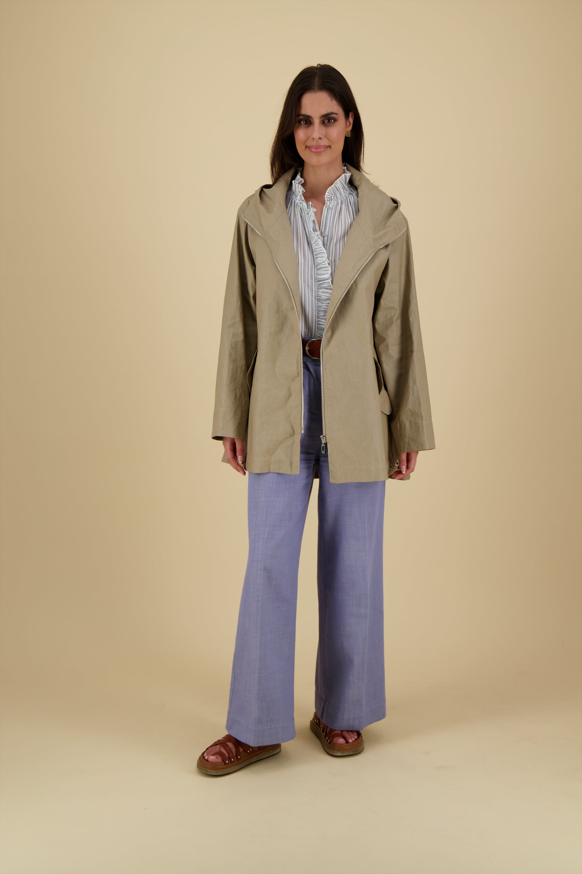 pret pour partir PARKA DÉPERLANTE ZEPHYR EN LIN ENDUIT ET COTON ARGILE