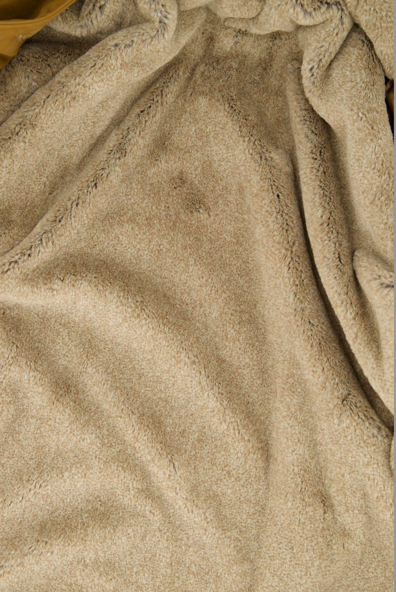 PARKA INAYA en polyamide avec doublure en fausse fourrure coloris café