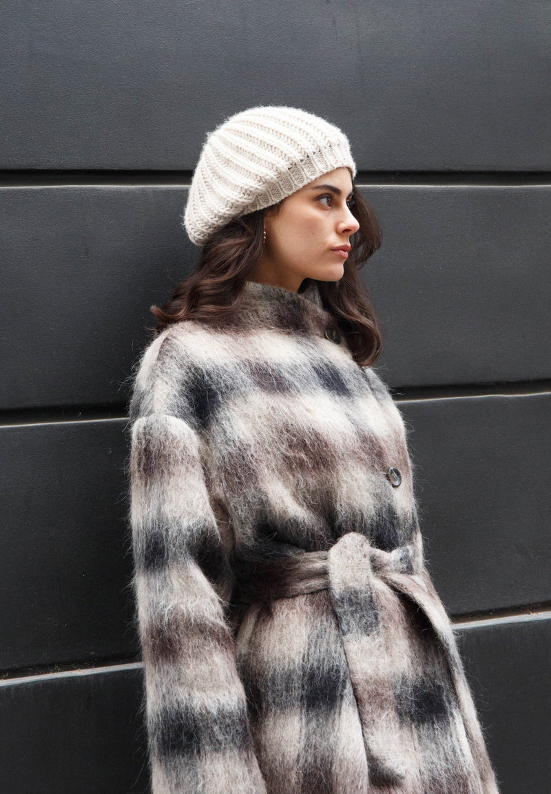 MANTEAU PRUSSE, en lainage à carreaux