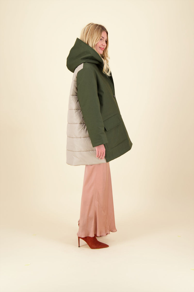 PARKA MILA BI-MATIERE, en coton imperméable kaki et dos en polyamide beige