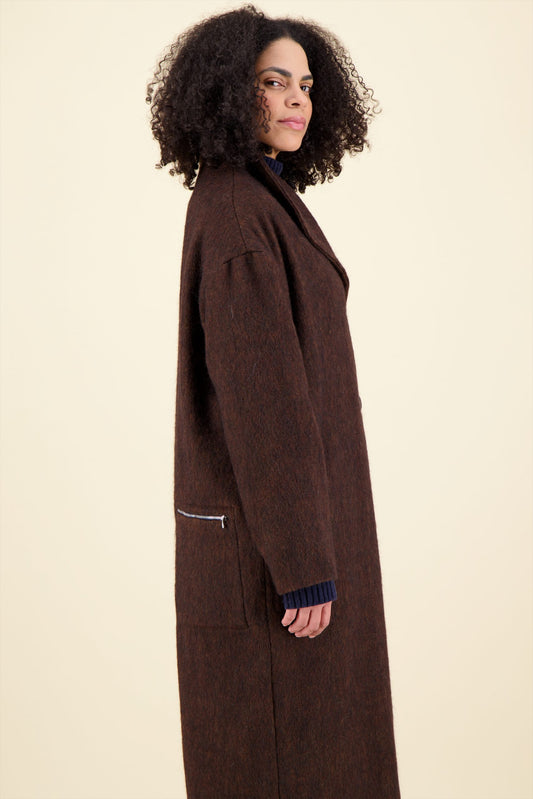 PRUSSIAN DAB COAT in wool, cream, chocolate color
