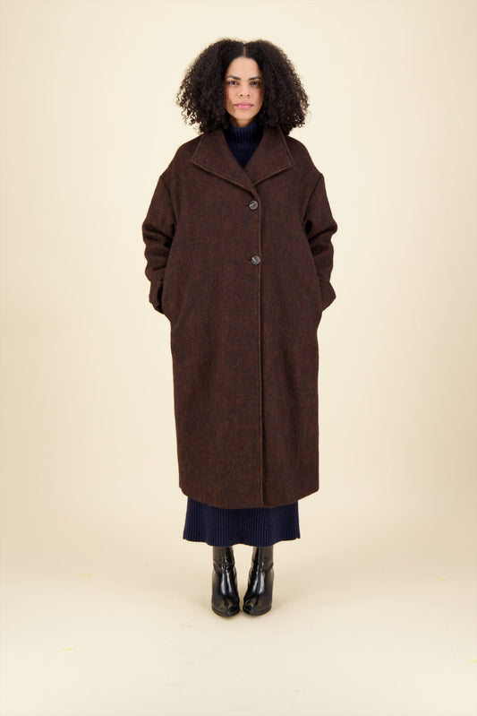PRUSSIAN DAB COAT in wool, cream, chocolate color